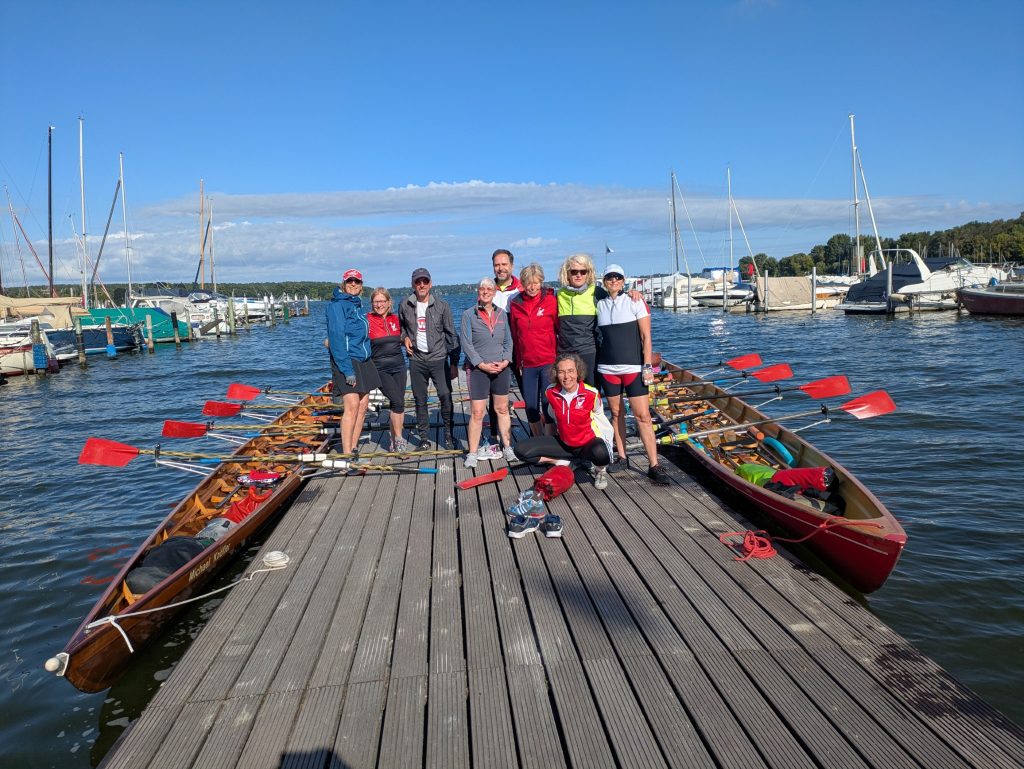 Ruderklub am Wannsee - Gruppenfoto auf dem Bootssteg