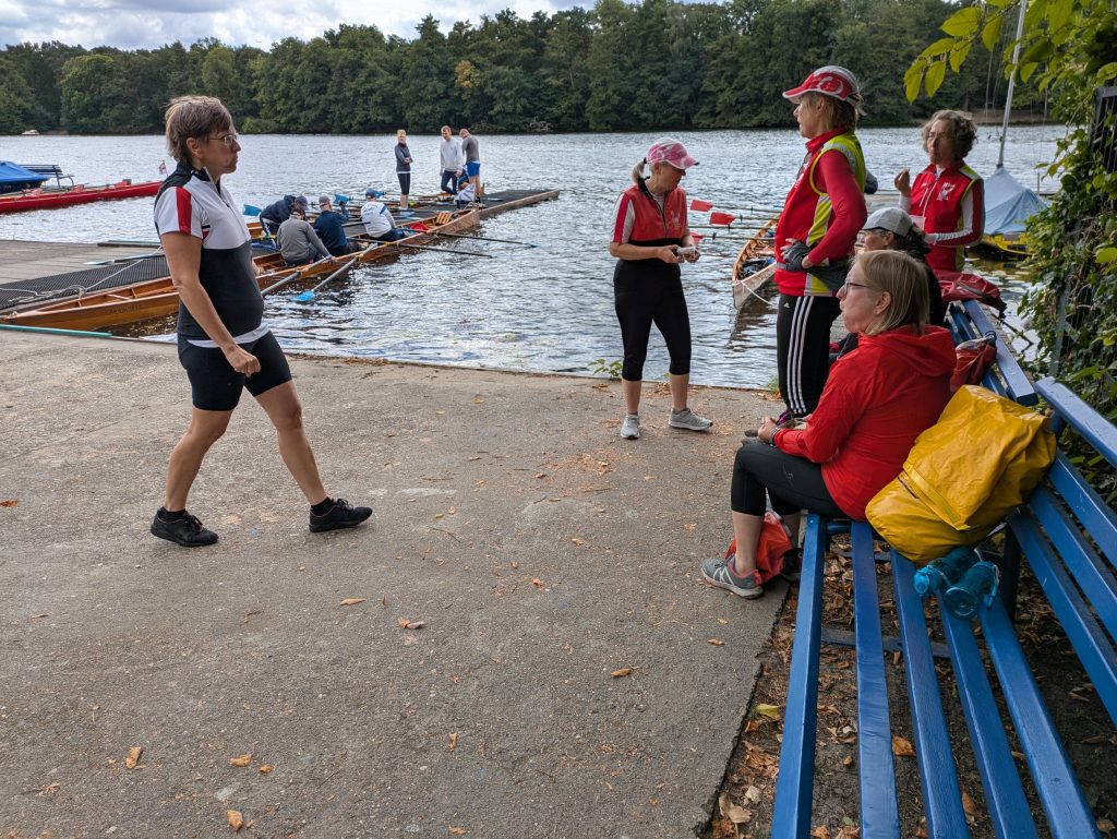 Ruderer an der Müggelspree